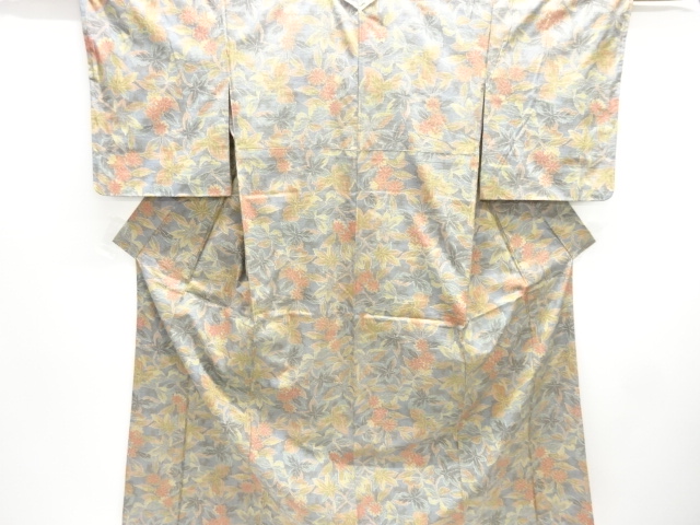 未使用品　枝花に蝶模様織り出し西陣お召着物